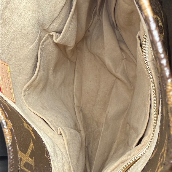Louis Vuitton Dark Brown Monogram Shoulder Bag - Picture 6 of 11